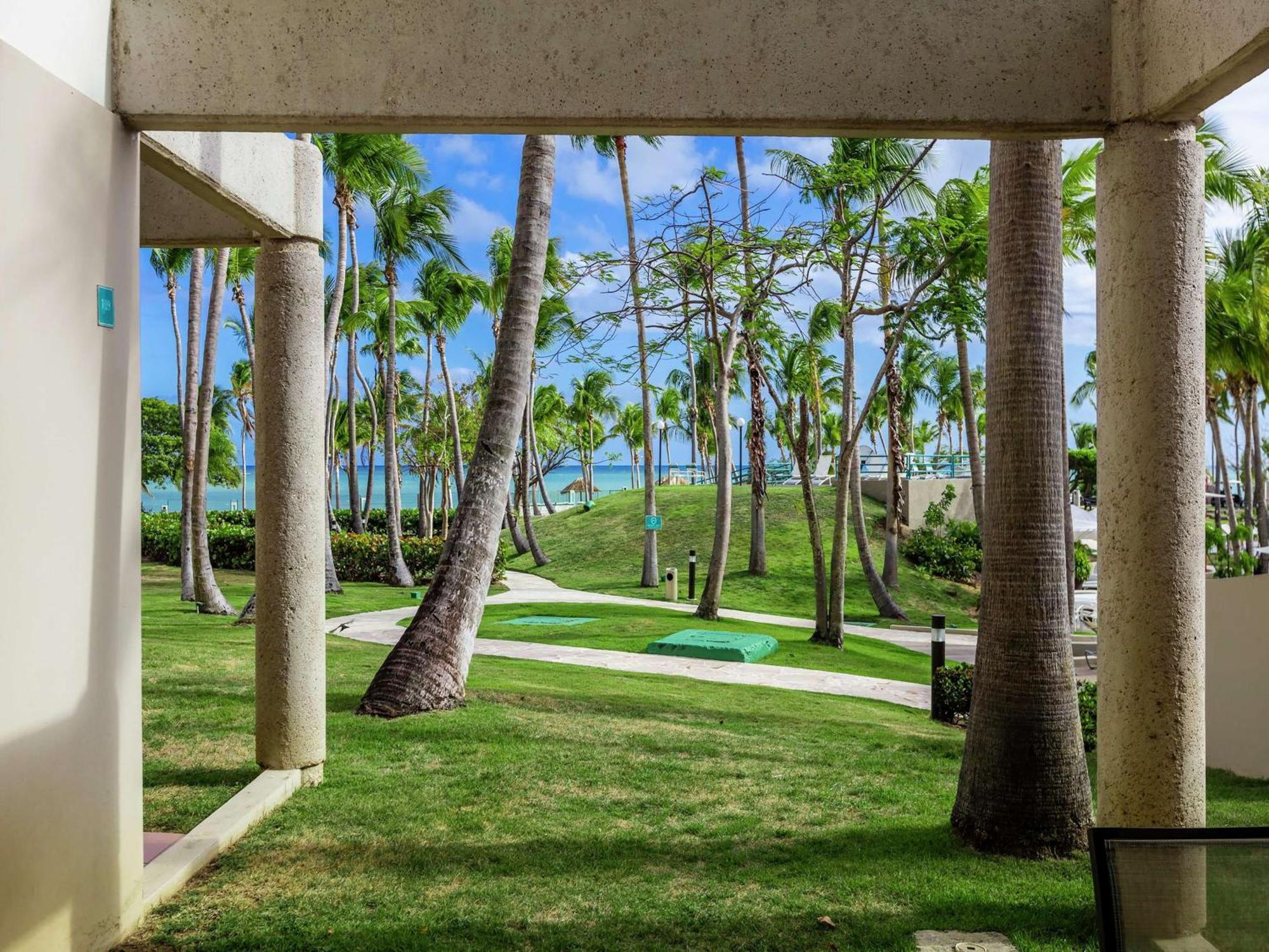 Hilton Ponce Golf & Casino Resort Exteriör bild