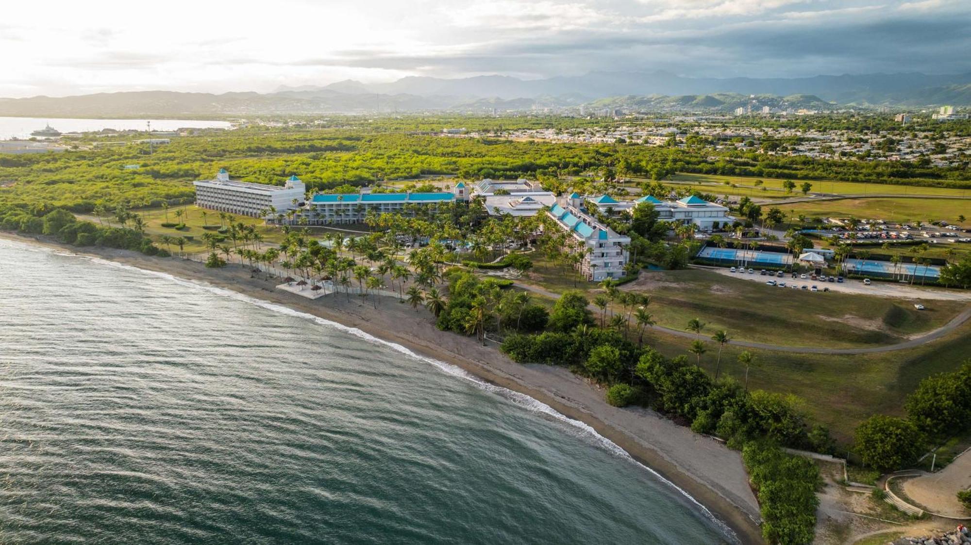Hilton Ponce Golf & Casino Resort Exteriör bild